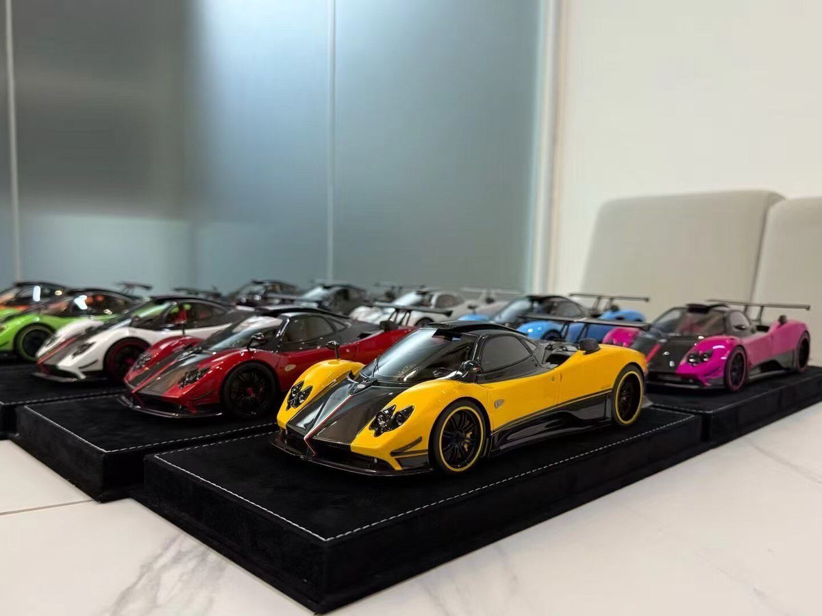 Scale Model 18 Pagani cinque 1:18 - immagine 5