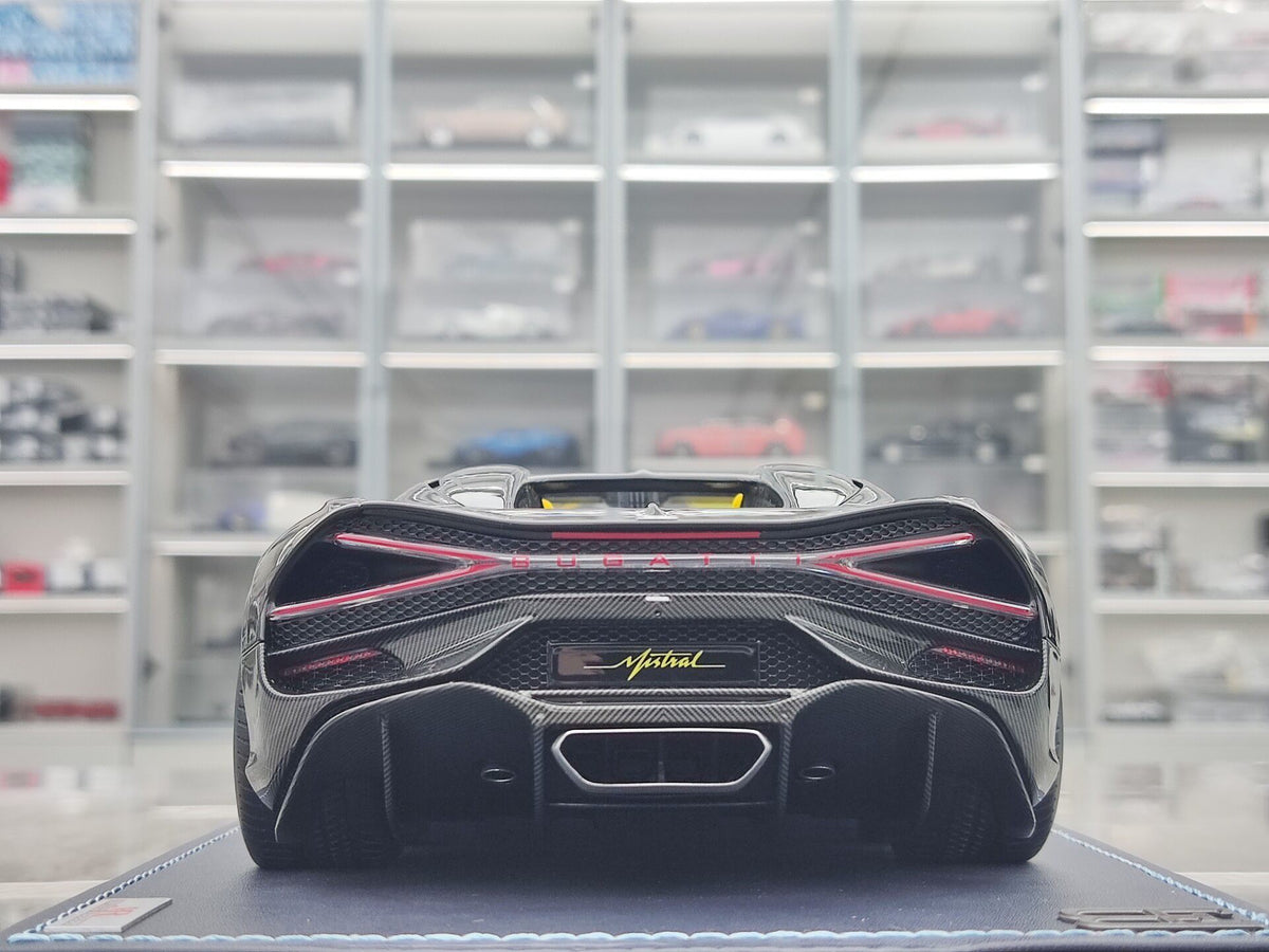 MR BugattiW 16 Mistral BUG 015A 1:18 - immagine 5