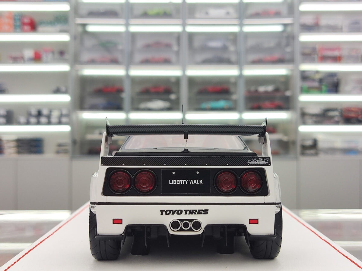 Scale Model RUNNER 18 FerrariF 40 AZ-1 JM-RNR 017 White - immagine 5