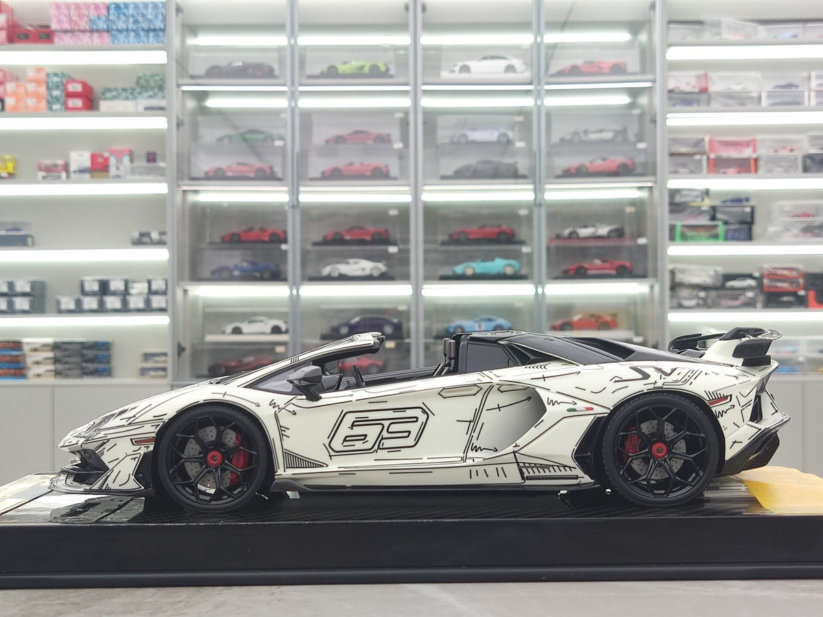 Scale Model RUNNER LamborghiniSVJ JM-RNR 039 1:18 - immagine 5