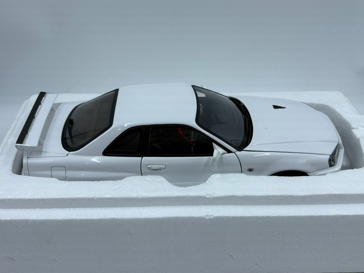 AUTOart aa r34 gtr vspec 2 Nissan 1/18DiecastModel - immagine 5