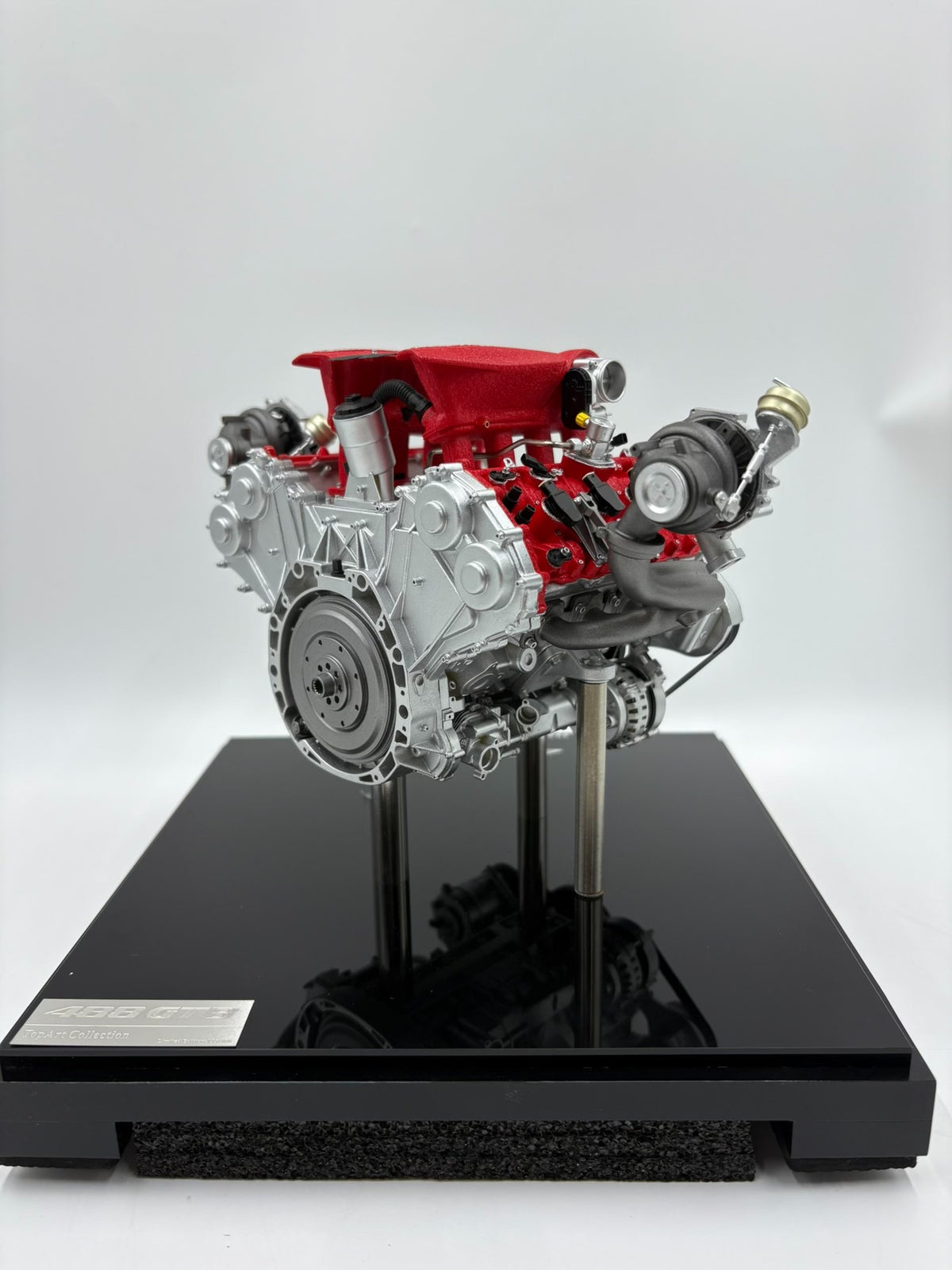 AR TopArt Collection Ferrari 488GTB 1/6Resin - immagine 5