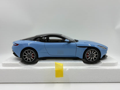 AUTOart AA 1 18 Aston MartinDB 11 1:18 Blue - immagine 5
