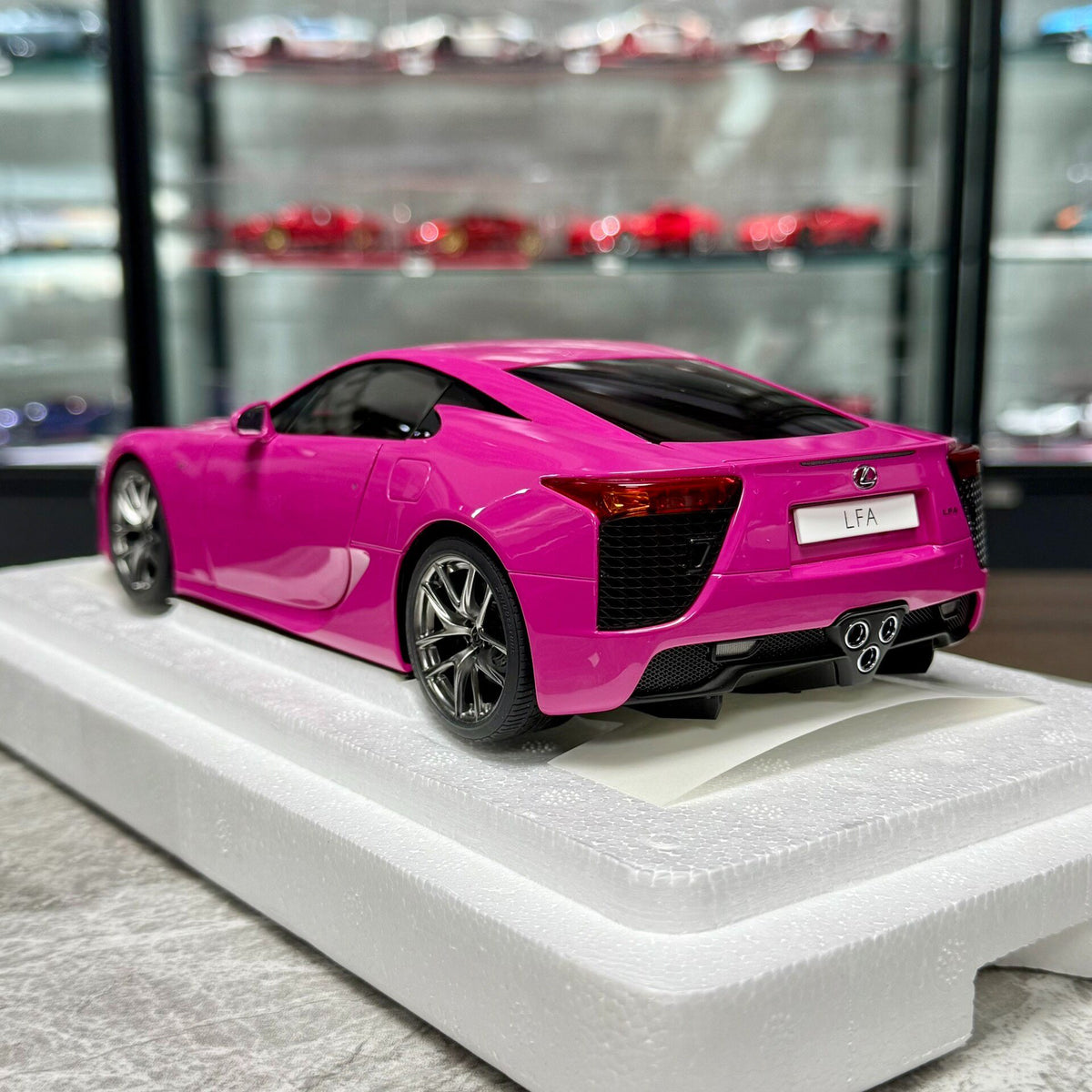 AUTOart AA 1 18 LEXUS L LFA 1:18 - immagine 5