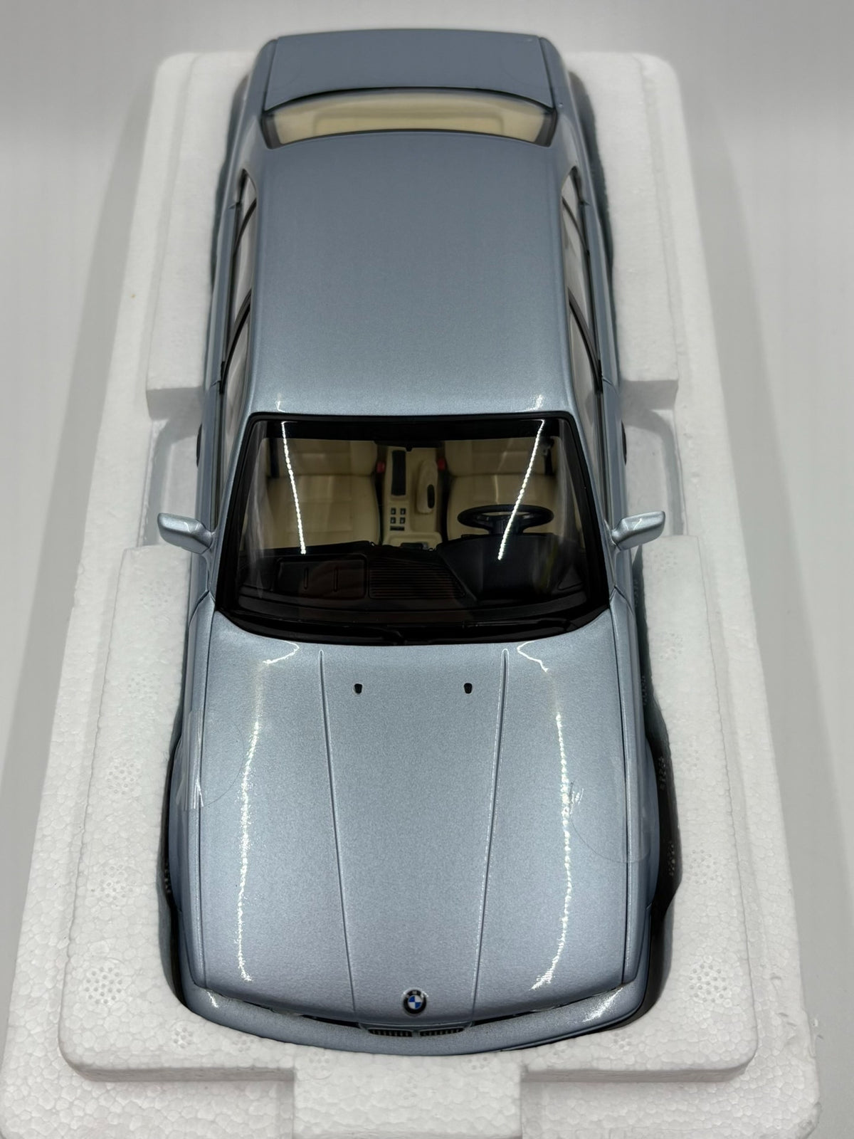 MINICHAMPS BMW 535 E34 1:18 - immagine 5