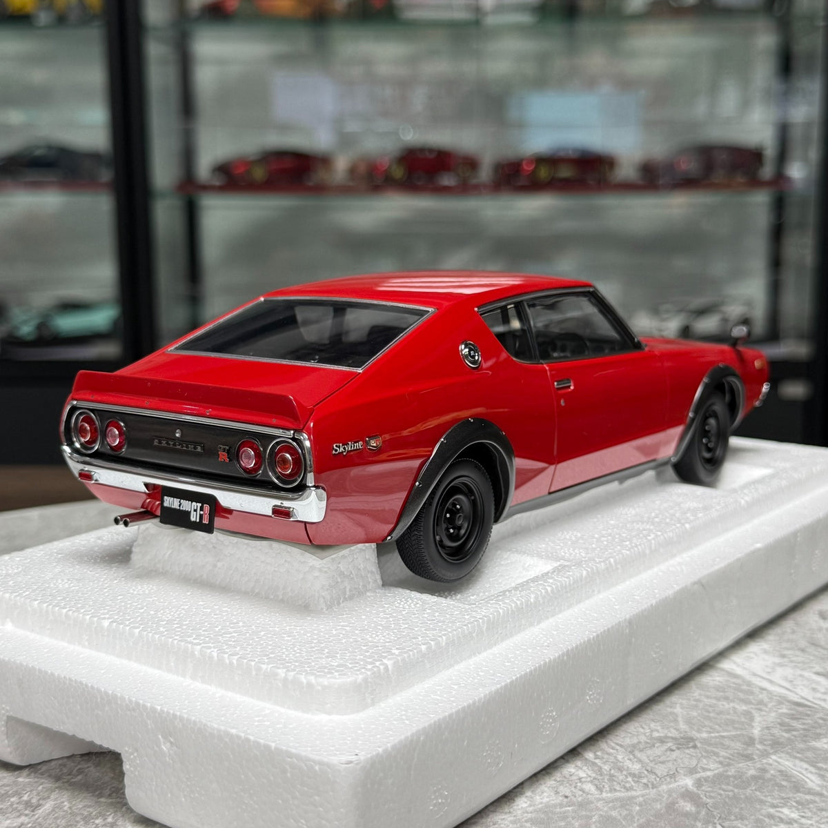 AUTOart SKY SKYLINE GT-R KPGC 110 OpeningModel packaging 1:18 - immagine 5