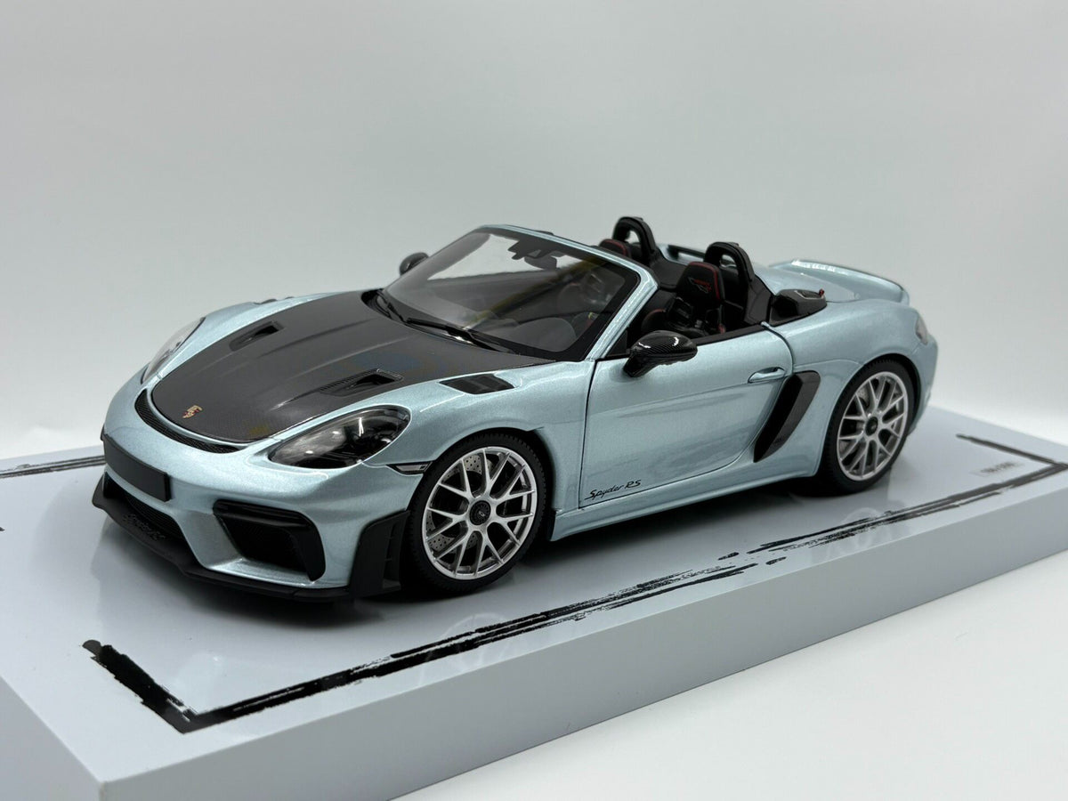Scale Model Porsche 718Spyder RS 2024 1/18Diecast OpeningModel - immagine 5