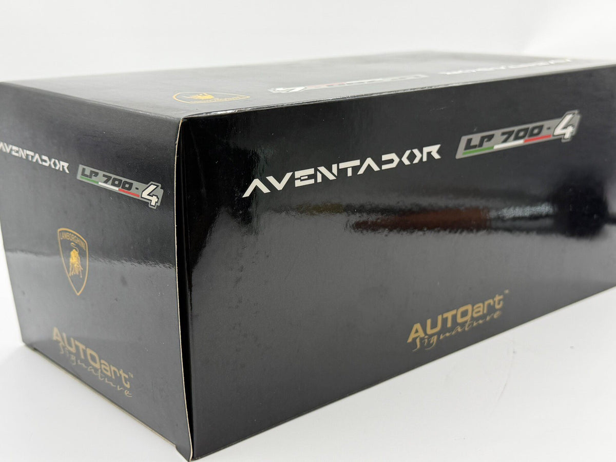 AUTOart 18 LamborghiniAventad LamborghiniAventador LP700-4 1:18 - immagine 5