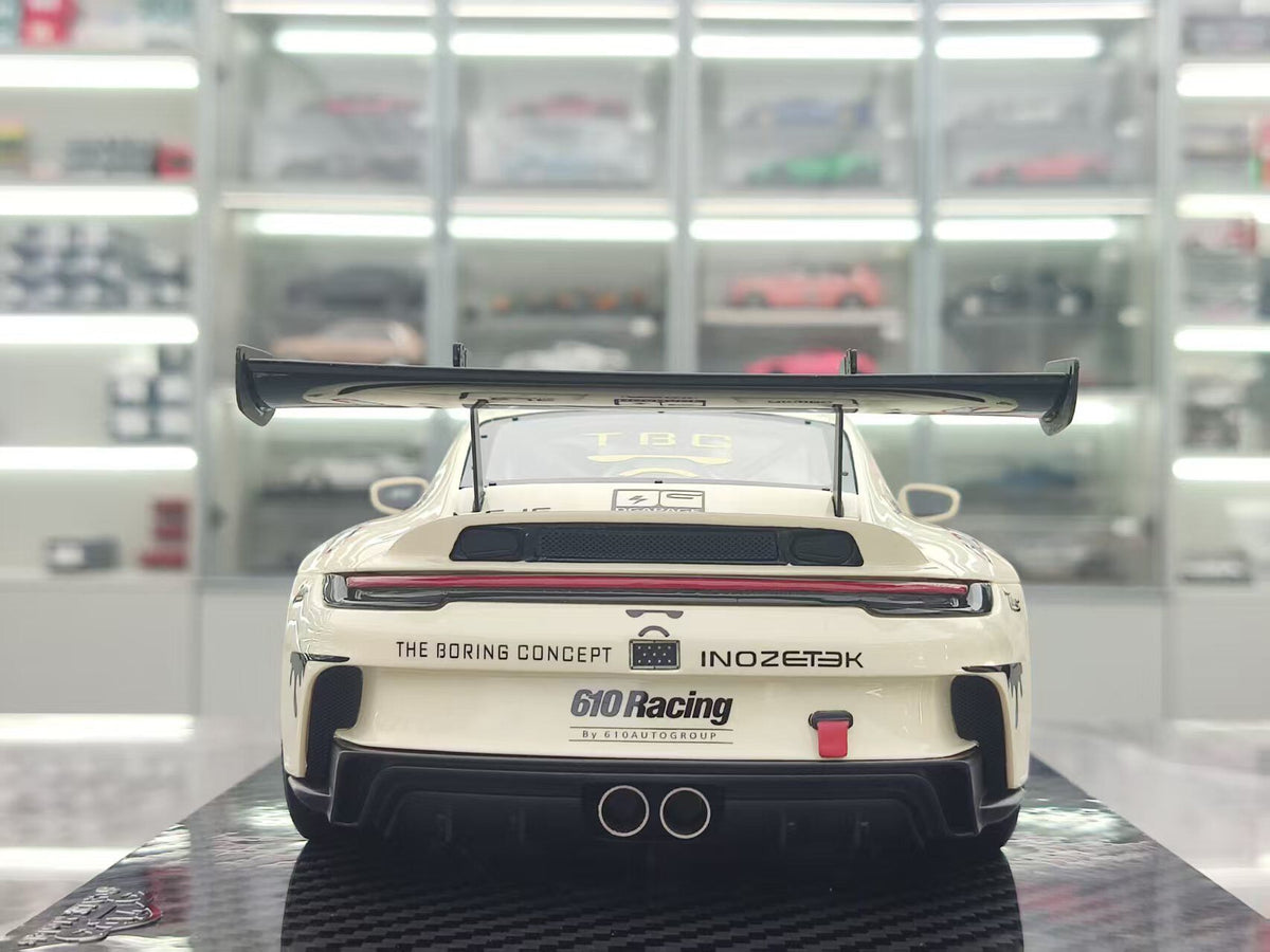 VIP 18 Porsche 911 CUP 1:18 - immagine 5
