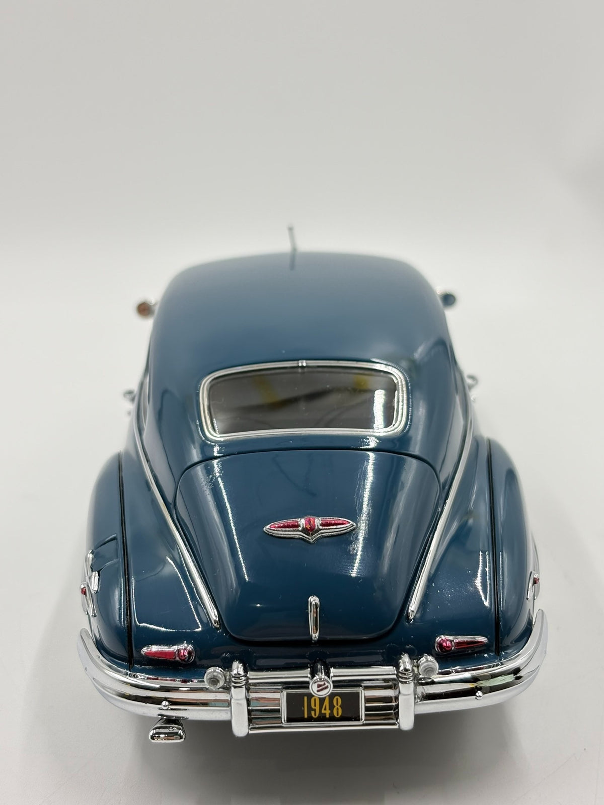 Scale Model MBI Danbury Buick Roadmaster Coupe Honolulu 1 24 1:24 Blue - immagine 5