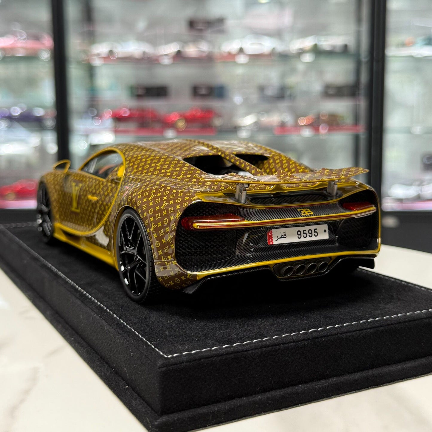 HH Model Bugatti chiron 1:18 Resin Model image 5