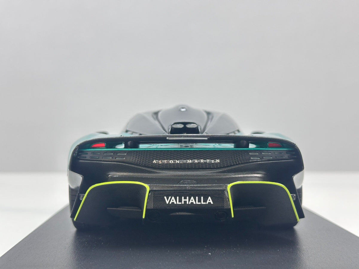 TopSpeed Aston Martin Valhalla P Podium 1:18 Green - immagine 5