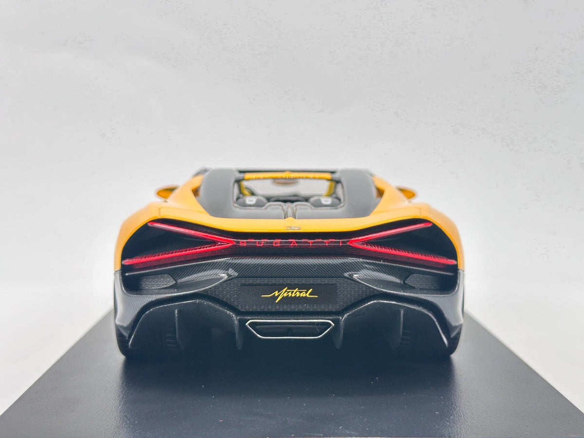 TopSpeed Bugatti W16 Mistral Yellow 1:18 Yellow - immagine 5