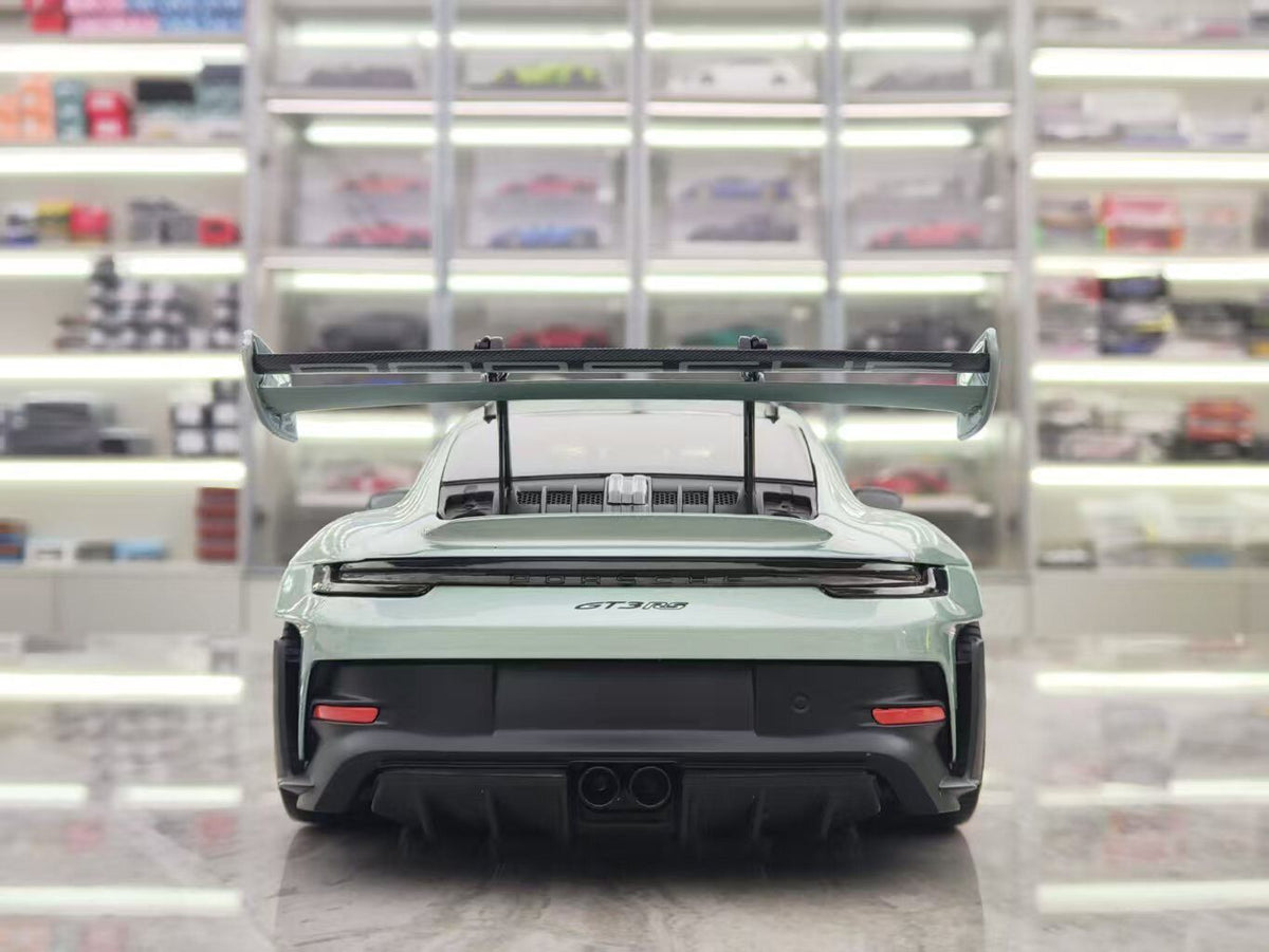 Scale Model Porsche 911GT3RS 110062044 1:18 Silver - immagine 5