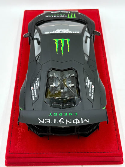 Scale Model LB-works LamborghiniAventador LP 1:18 - immagine 5