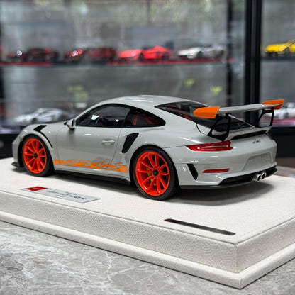 Make Up Porsche 911(991.2)GT3 RS 1:18 Resin Model image 5