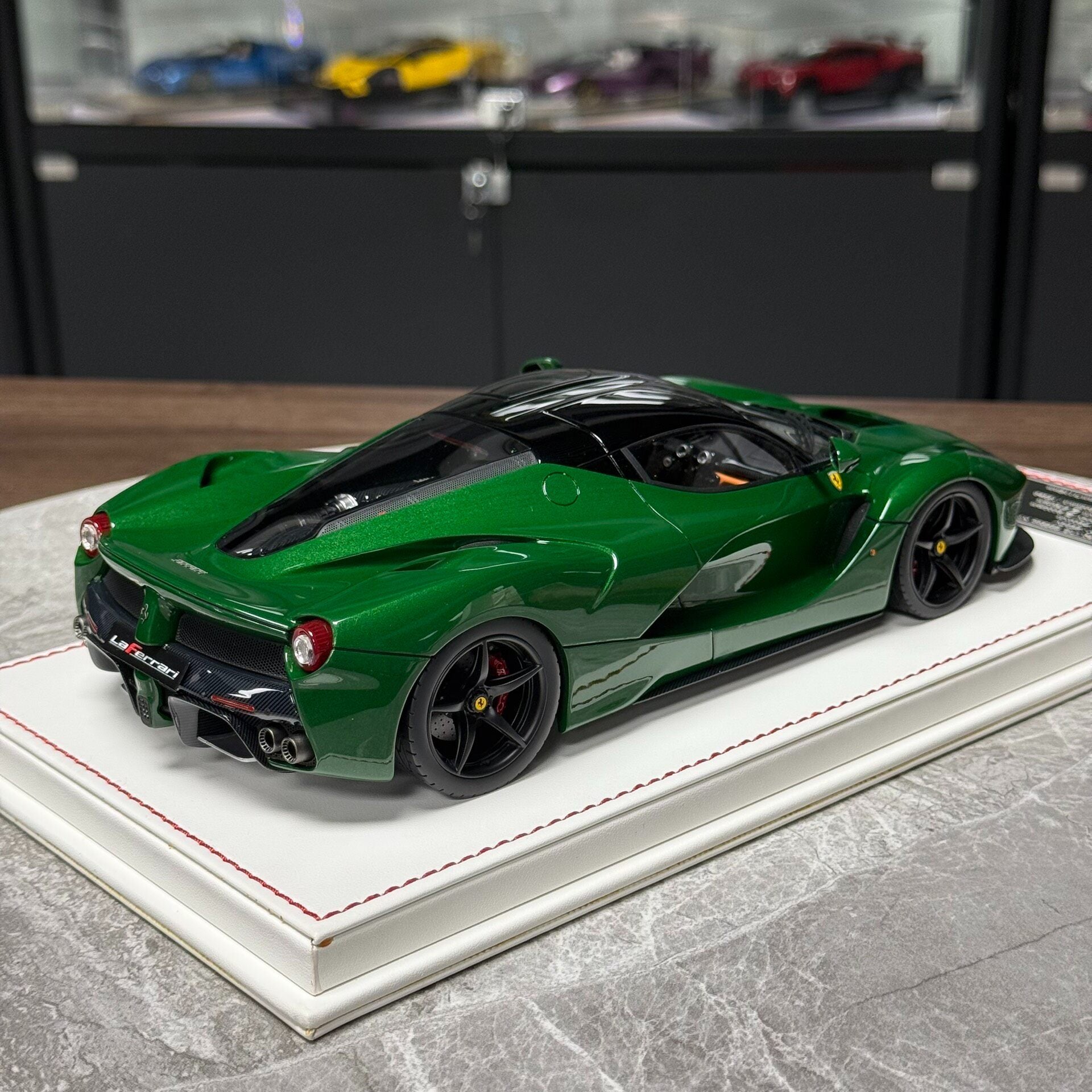DG Ferrari LaFerrari 1:18 Resin Model image 5