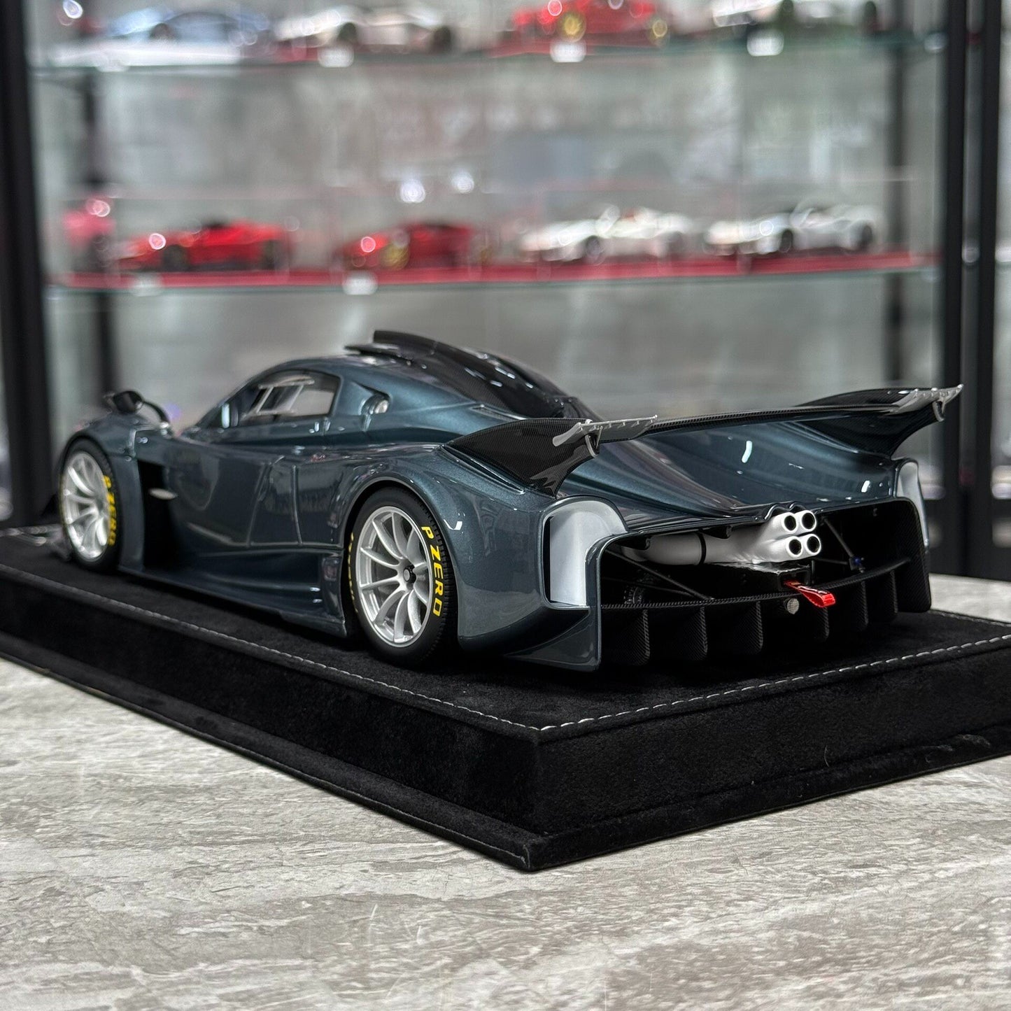 HH Model Pagani Huayra R 1:18 Resin Model image 5