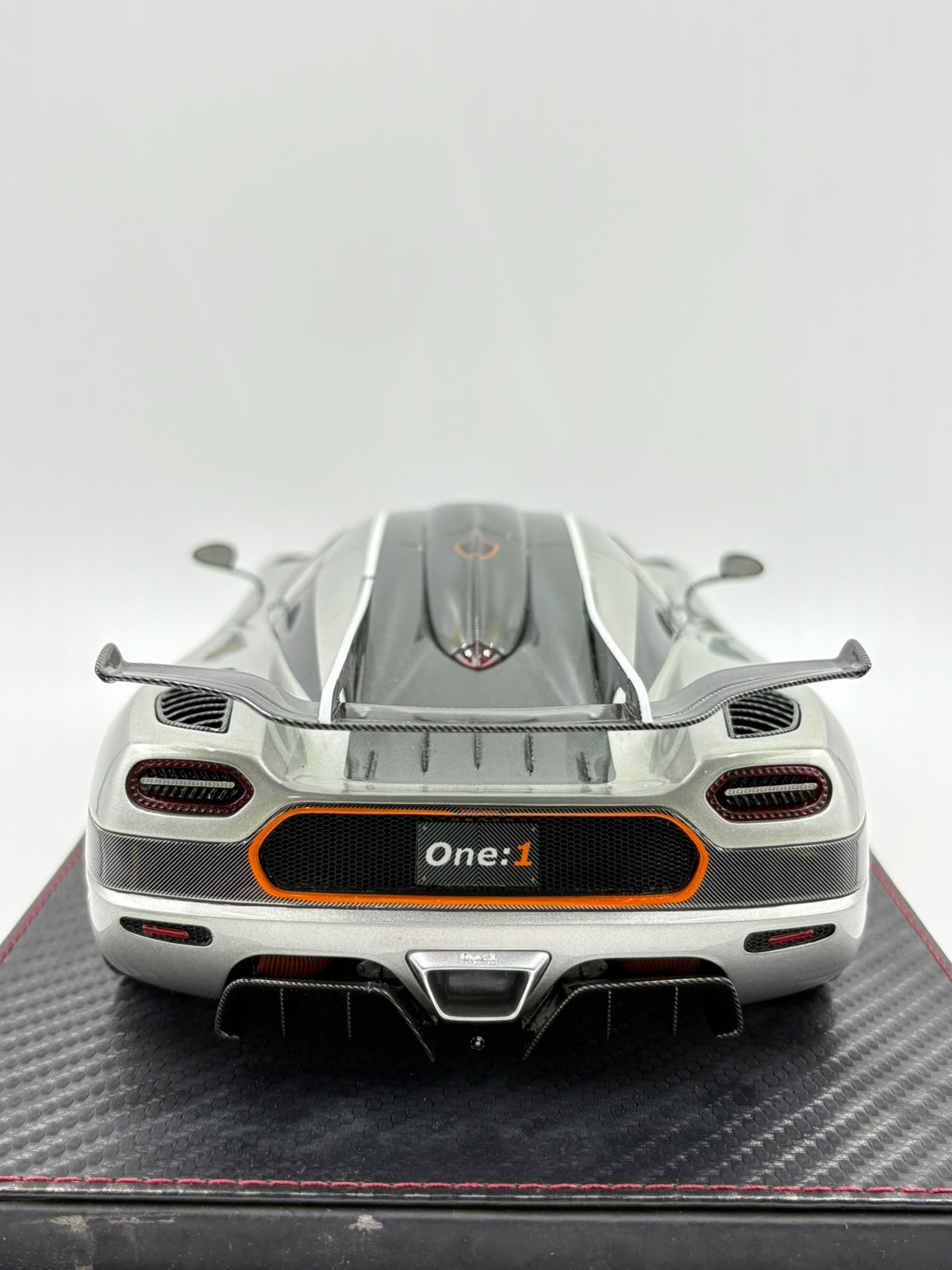 FRONTIART Koenigsegg one 1 FA 1/18ResinModel Silver - immagine 5