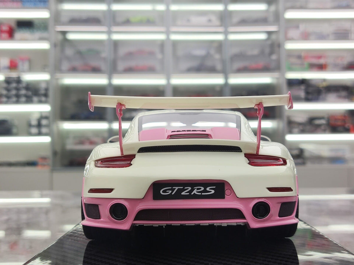Scale Model UU Porsche 911 RS JS-UU008 1:18 - immagine 6
