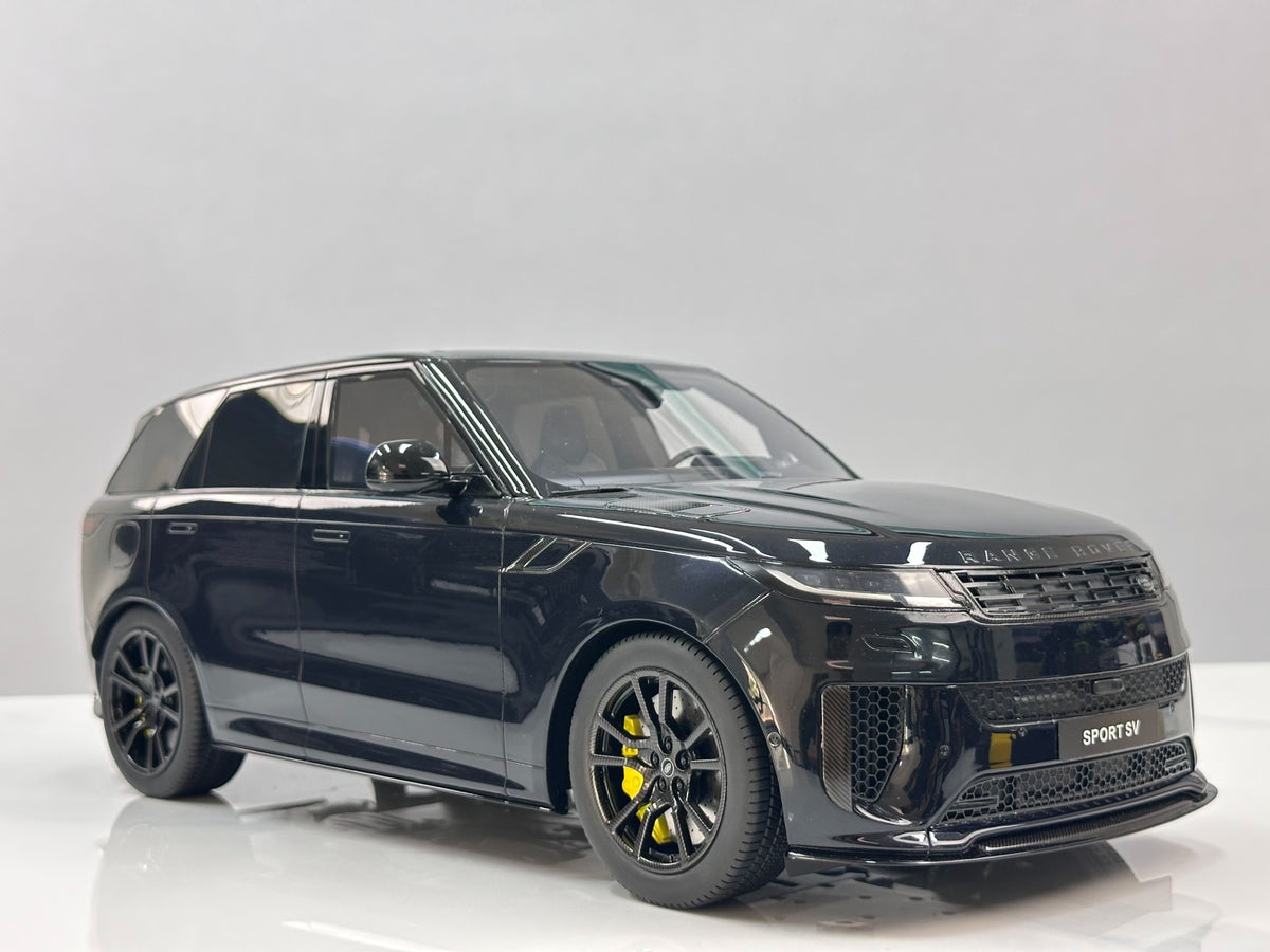 GT Spirit Land Rover Range SV EDIT TWO 1:12 Black - immagine 6
