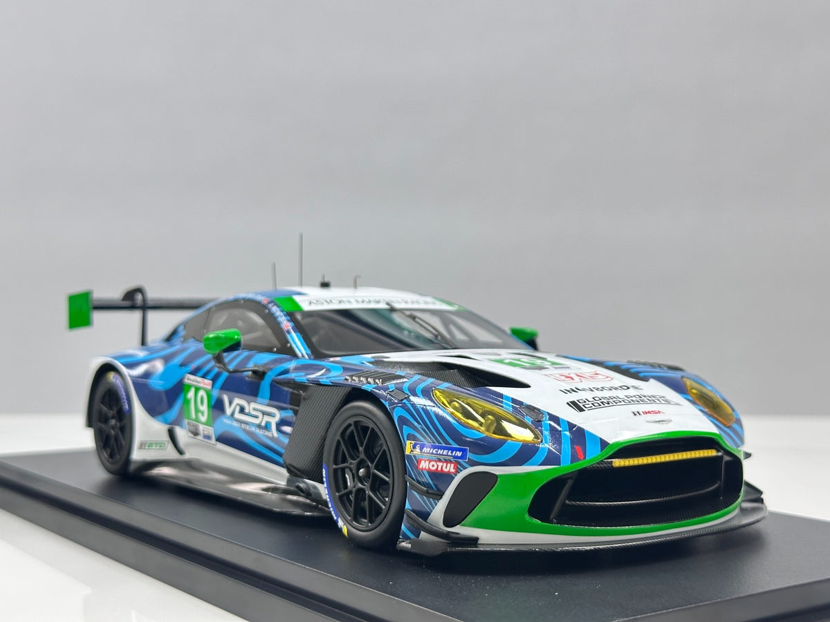 Topspeed  1:18 Aston Martin Vantage GT3 Evo - Modello da collezione - immagine 6