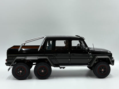 AUTOart Mercedes-Benz G63 AMG 6X6 1:18 - immagine 6