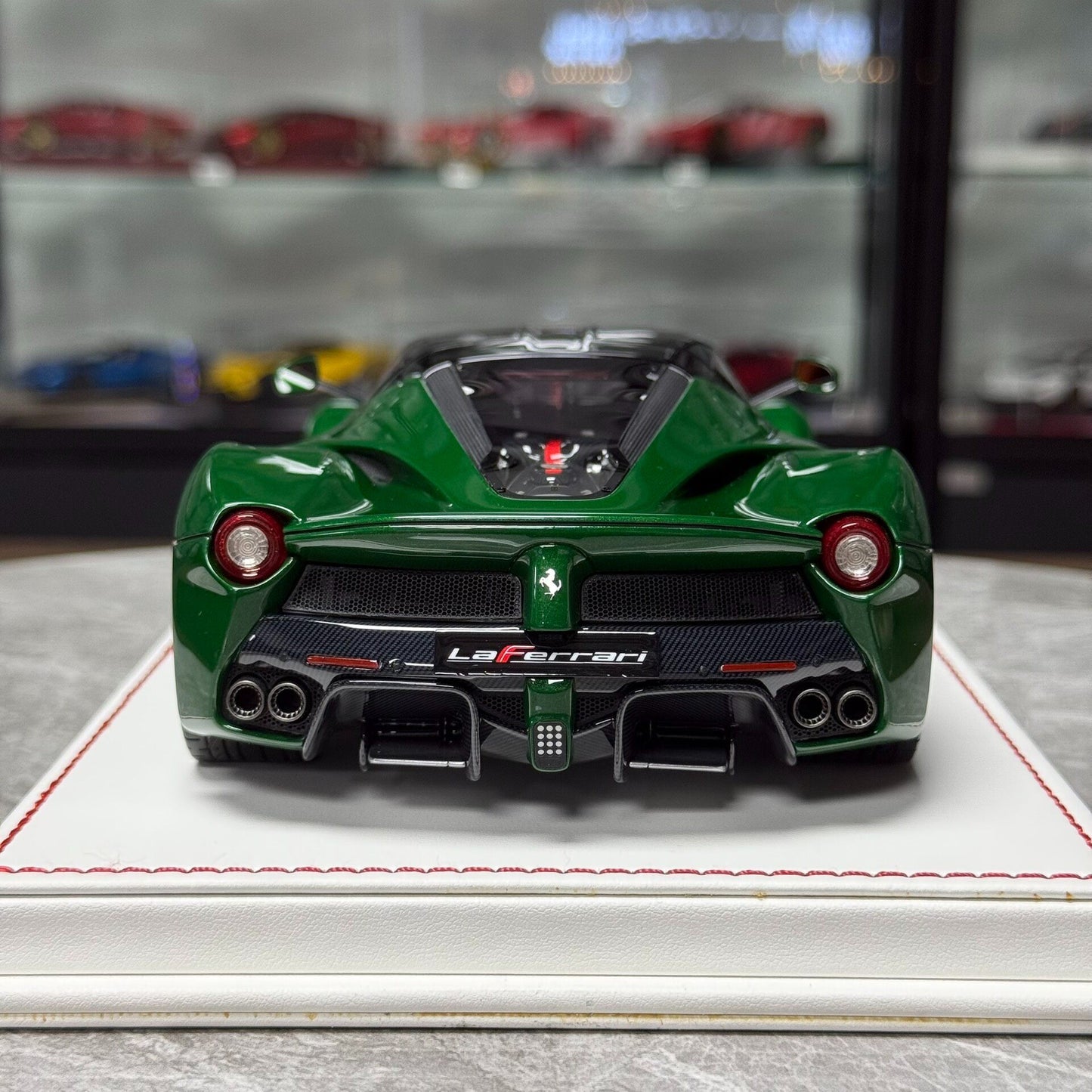 DG Ferrari LaFerrari 1:18 Resin Model image 6