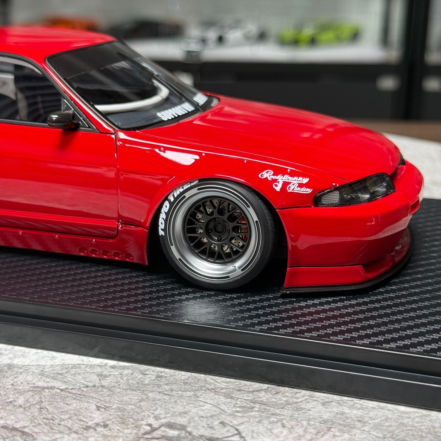 Ignition Model Nissan R33 PANDEM GT-R 1:18 Resin Model image 6