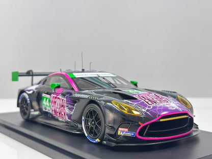 TopSpeed Aston Martin Vantage GT Evo Magnus Racing 1:18 - immagine 6