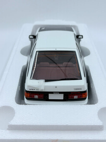 AUTOart 1 18 ToyotaAE 86 GT 1:18 - immagine 6
