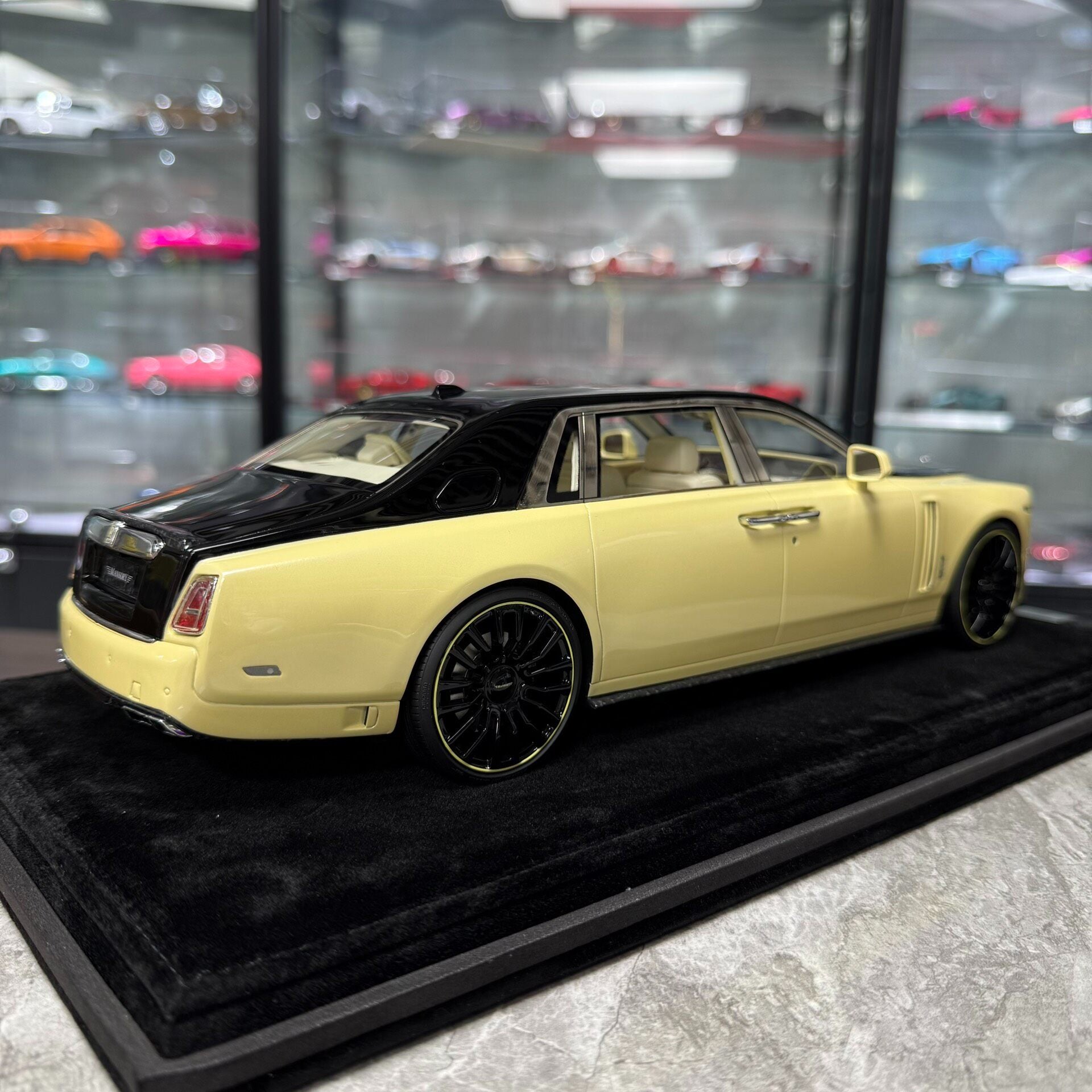Mansory Rolls-Royce Phantom 1:18 Resin Model image 6