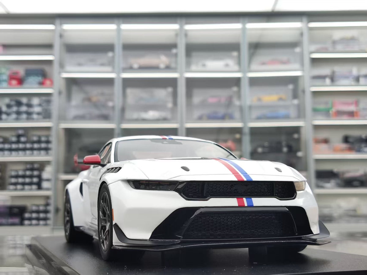 TopSpeed Ford Mustang GTD S Spirit of America 1:18 White - immagine 6