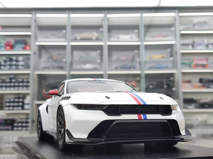 TopSpeed Ford Mustang GTD S Spirit of America 1:18 White - immagine 6