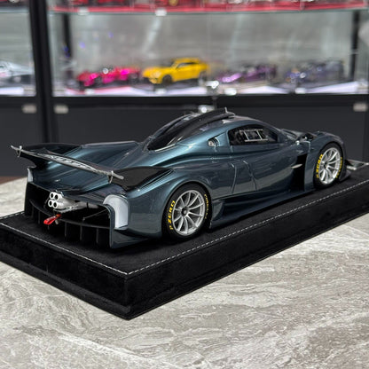 HH Model Pagani Huayra R 1:18 Resin Model image 6