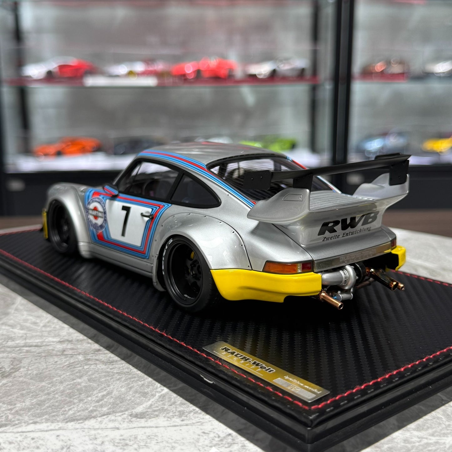 Ignition Model Porsche 964 RWB 1:18 Resin Model image 6