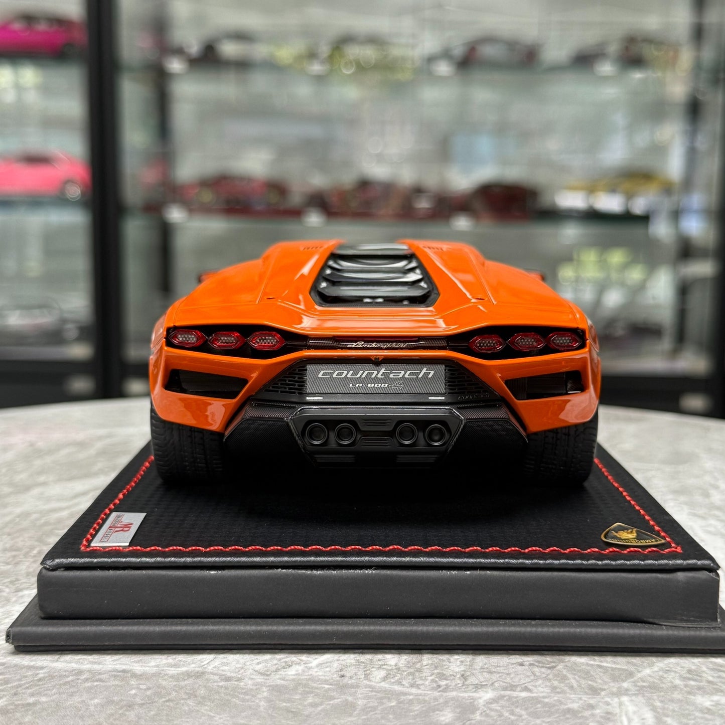 MR Lamborghini Countach LPI800-4 1:18 Resin Model image 6