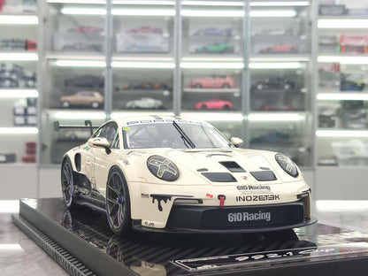 VIP 18 Porsche 911 CUP 1:18 - immagine 6