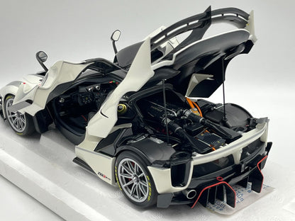 BBR 1 18 Ferrari fxxk EVO 1:18 White - immagine 6