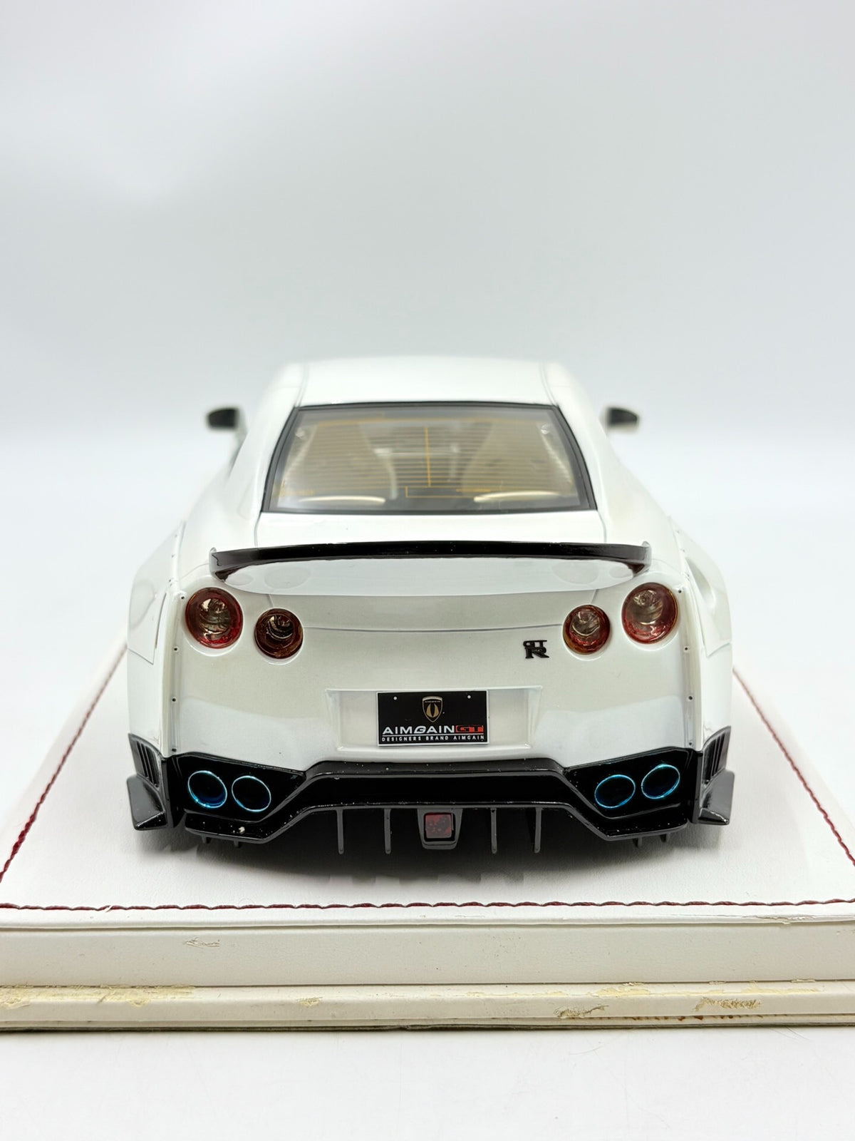 Scale Model Super A Nissan R35 GT-R Aimgain GT 1:18 White - immagine 6