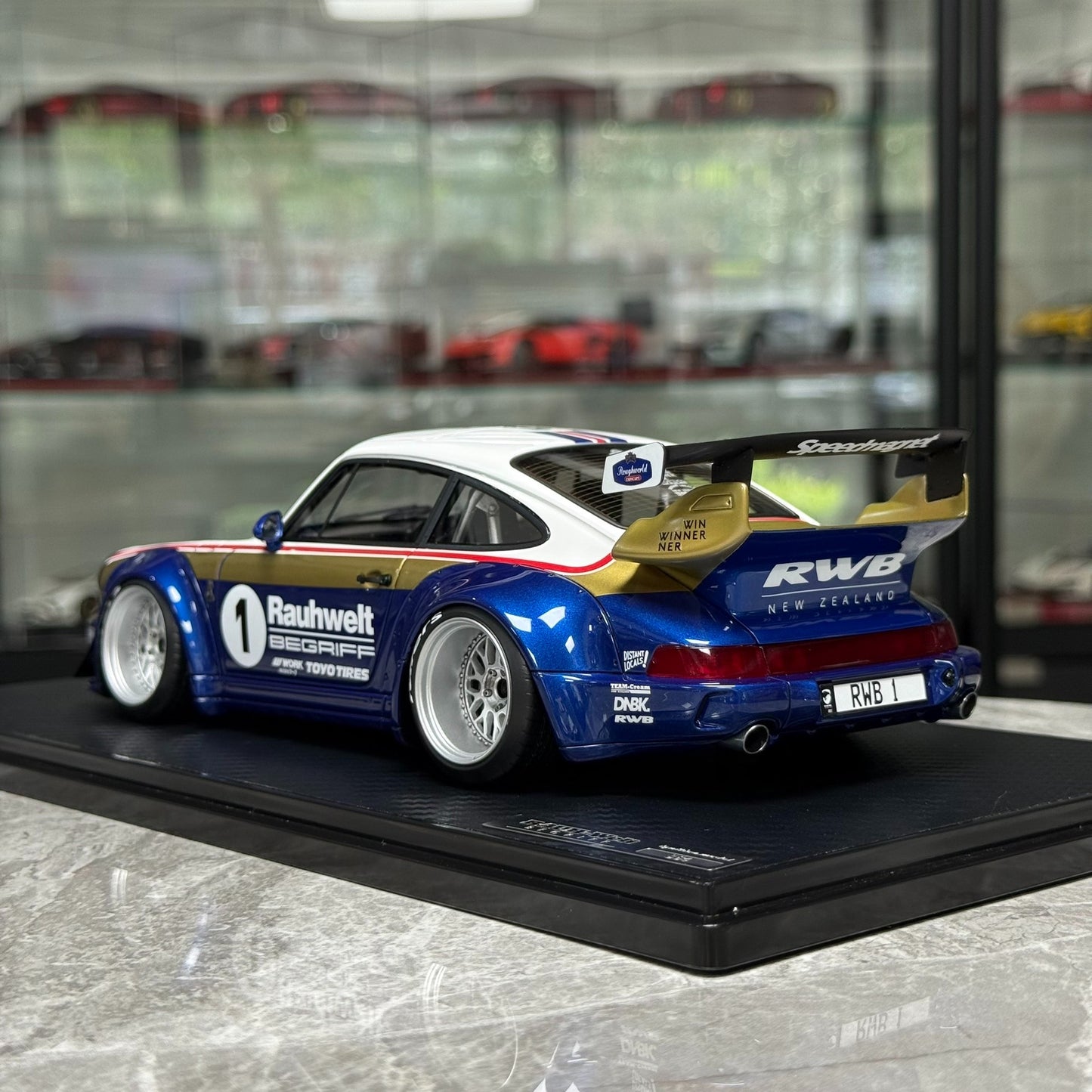 Ignition Model Porsche 964 RWB 1:18 Resin Model image 6