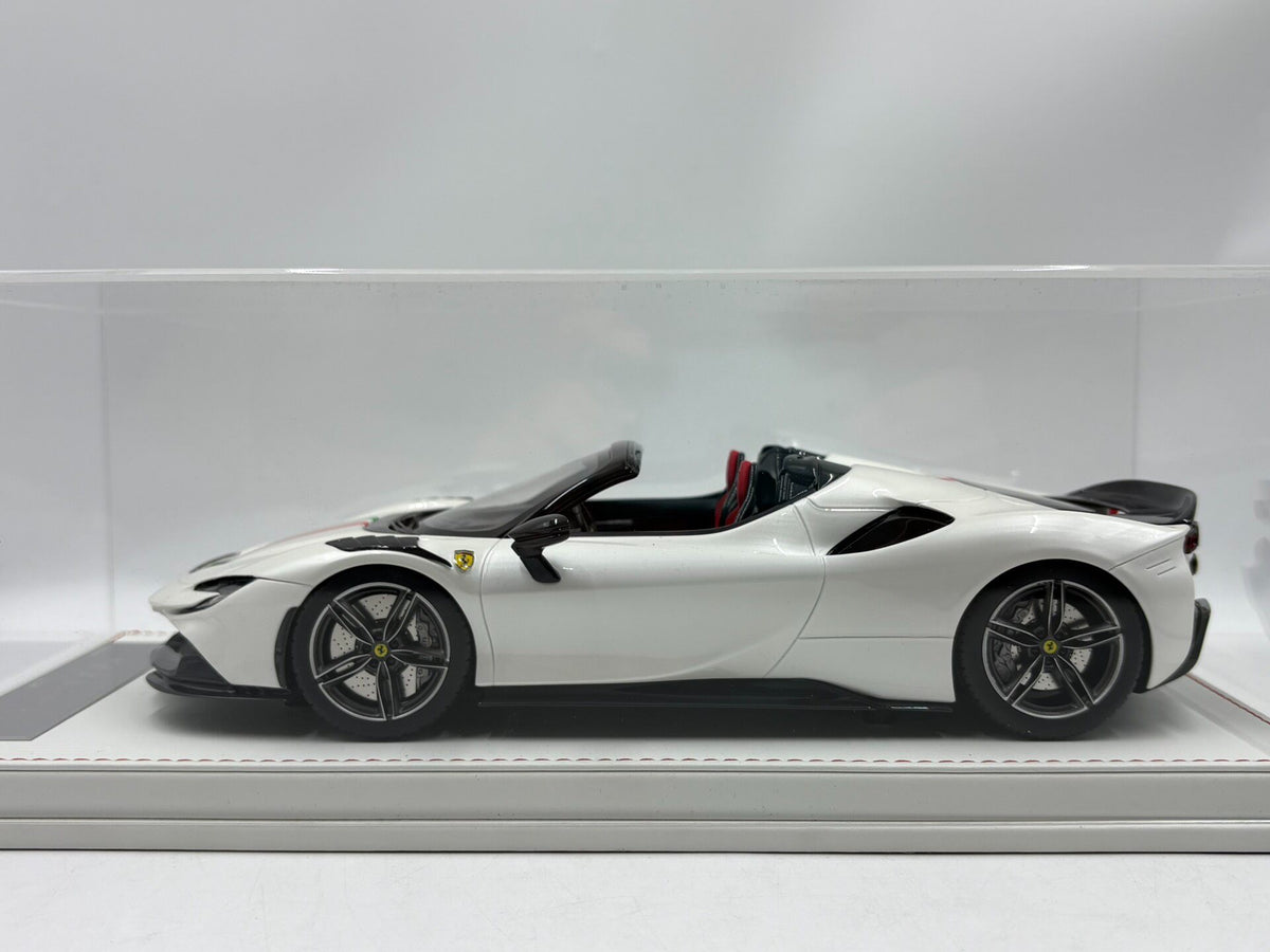 Scale Model 18ResinFerrariSF 90 Spider Pearl Pearl White - immagine 6