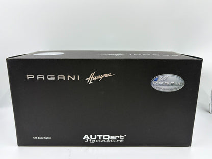 AUTOart PaganiHuayra RedDiecastModel 1:18 - immagine 7