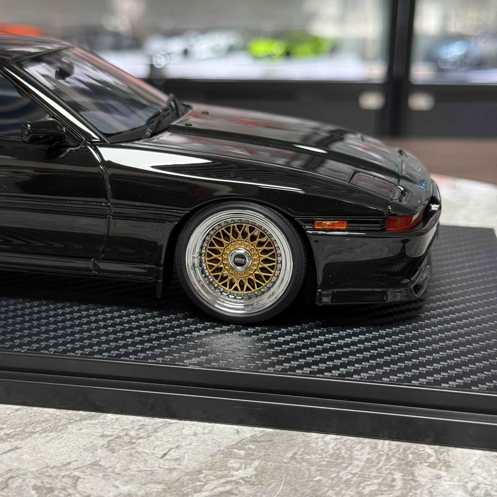 Ignition Model Toyota Supra 3.0GT (MA70) 1:18 Resin Model image 7