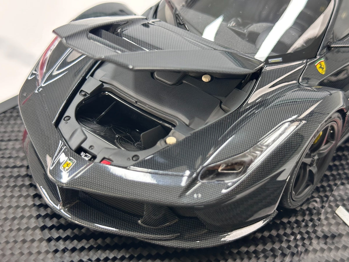 BBR Ferrari 182244CH 1:18 Black - immagine 7