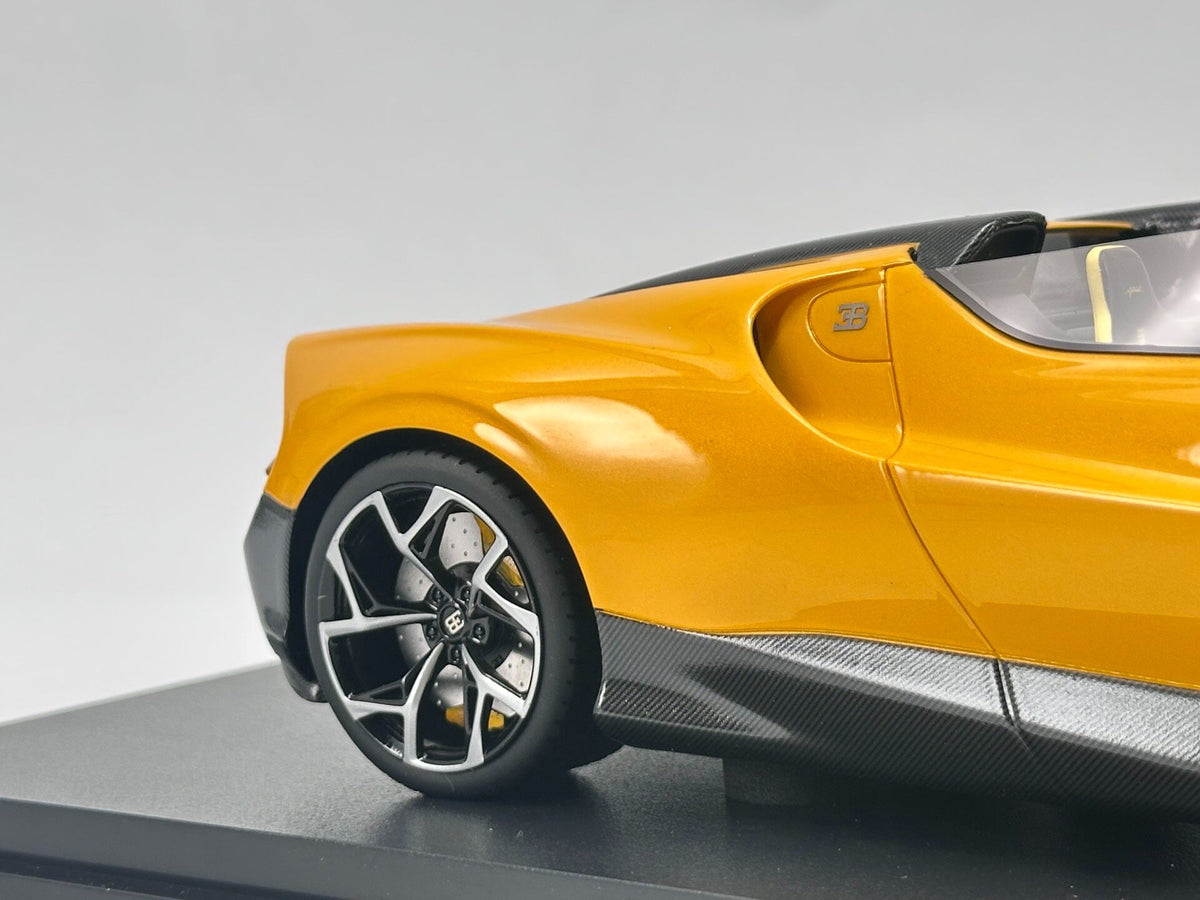 TopSpeed Bugatti W16 Mistral Yellow 1:18 Yellow - immagine 7