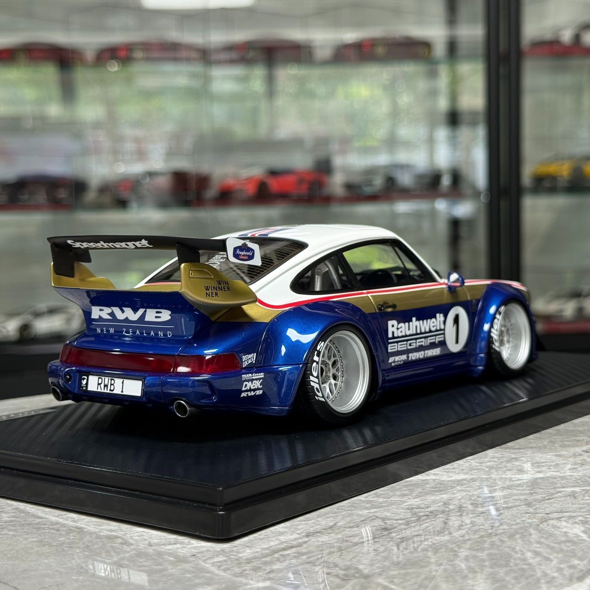 Ignition Model Porsche 964 RWB 1:18 Resin Model image 7