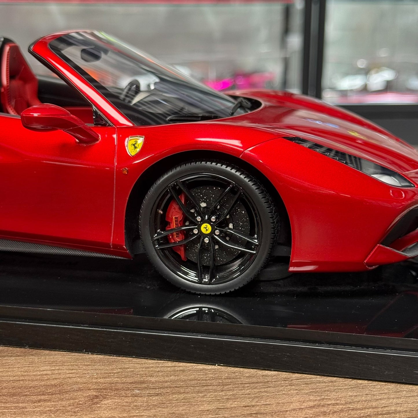 BBR Ferrari 488 1:12 Resin Model image 7