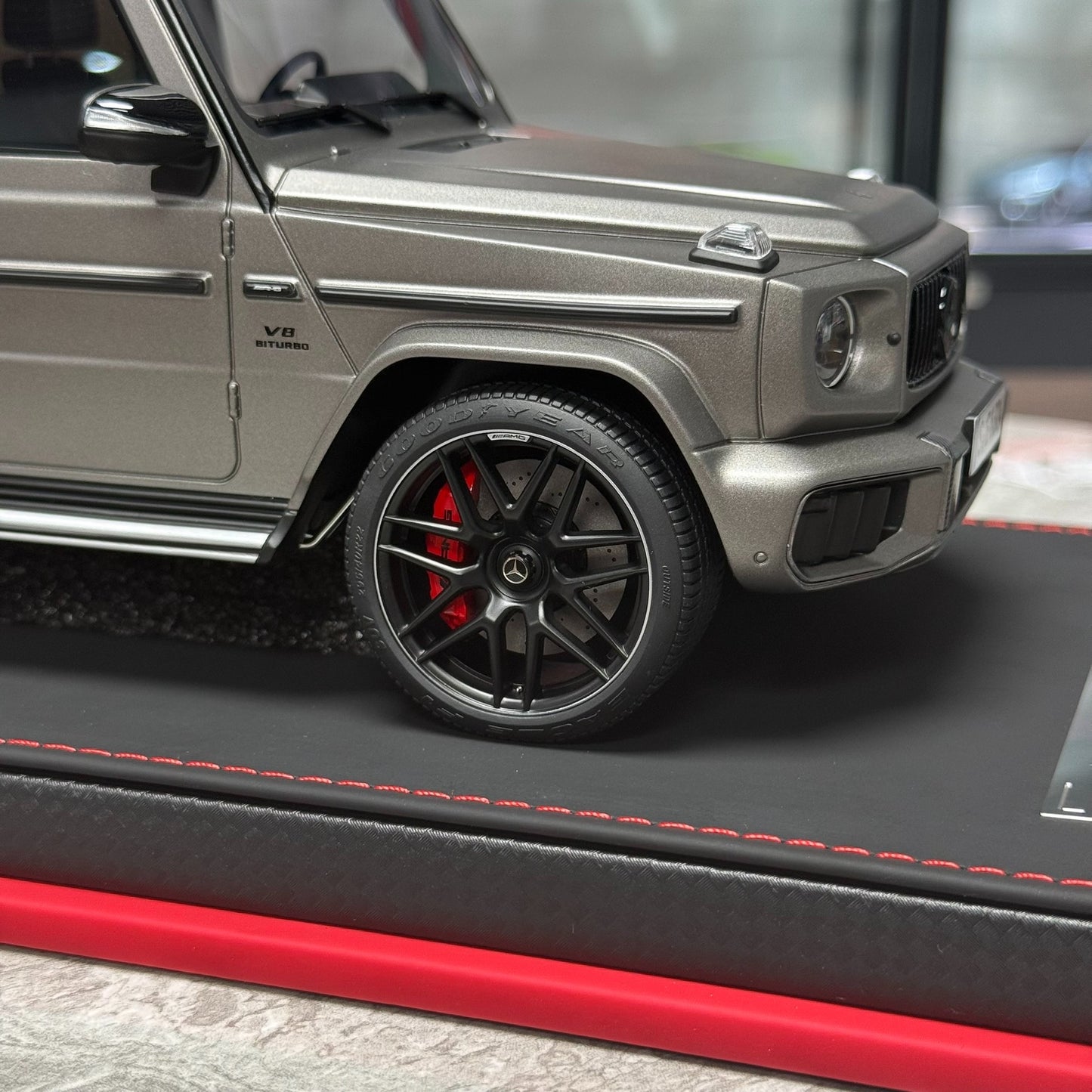 BBA Model Mercedes-Benz Mercedes Benz G63 AMG 1:18 Resin Model image 7