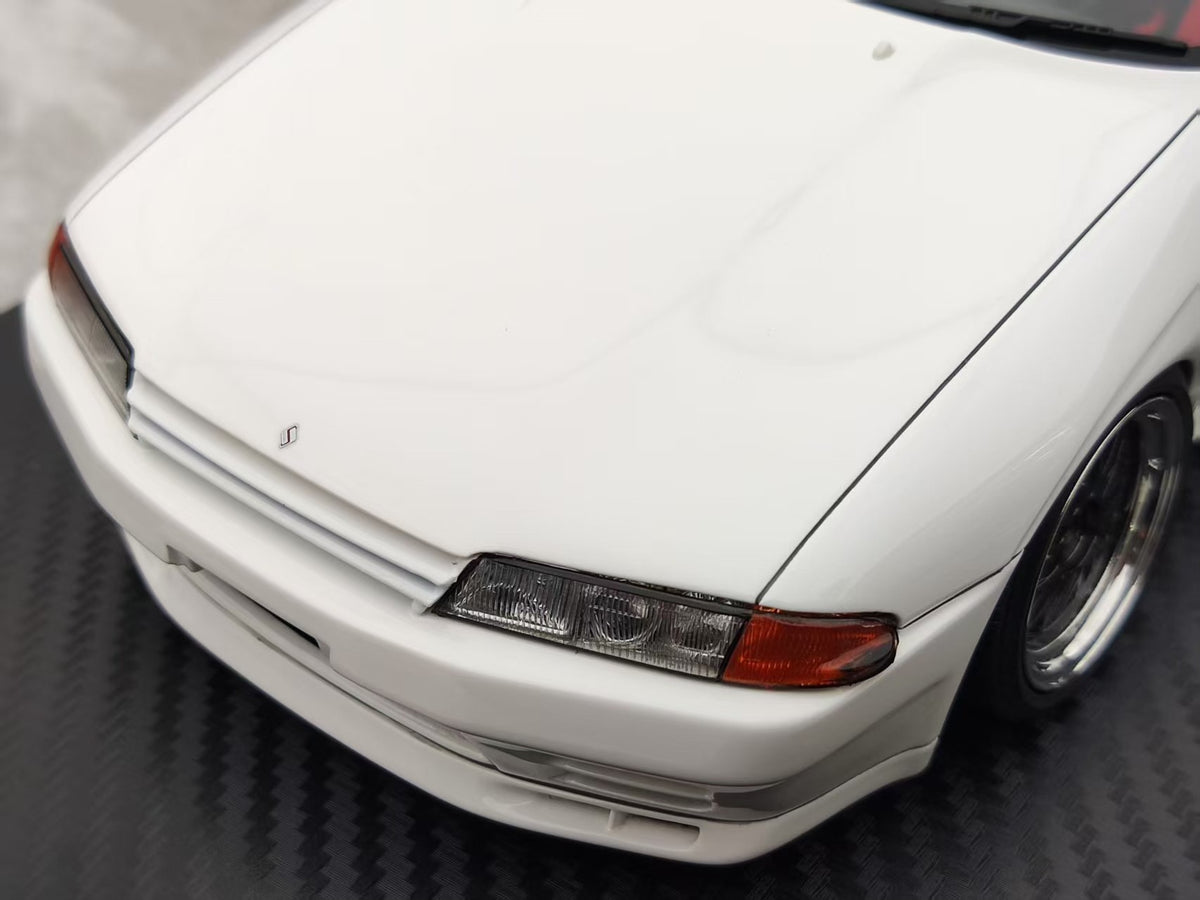 Ignition Model Nissan SKYLINE GT-R R32 1:18 White - immagine 7